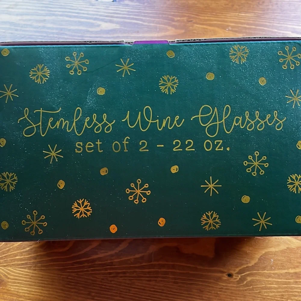 Christmas in July! Santa’s & Mine Stemless Wine Glasses